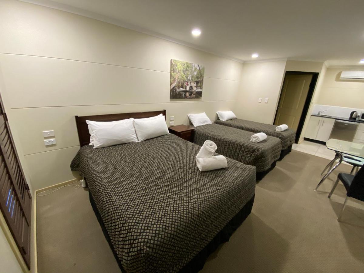 Balranald Club Motel Zewnętrze zdjęcie