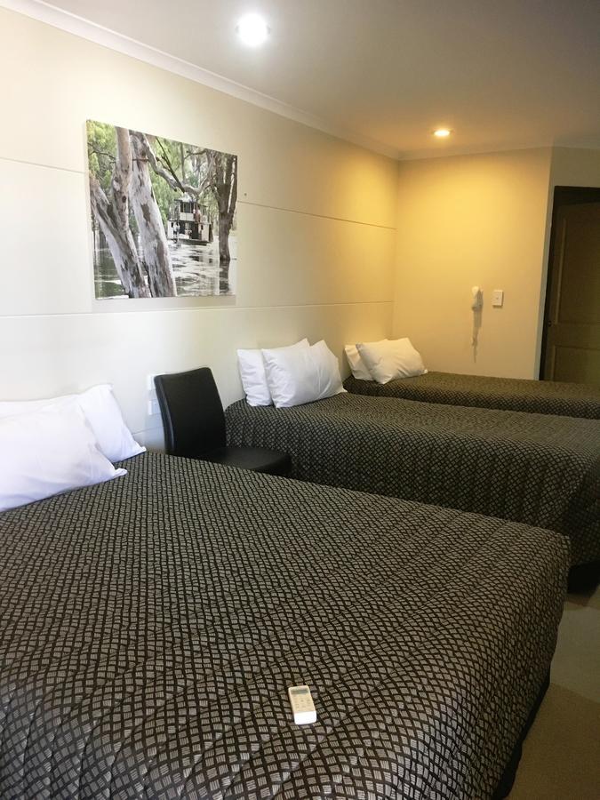 Balranald Club Motel Zewnętrze zdjęcie