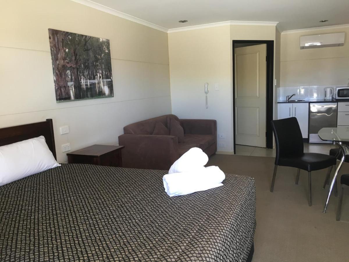 Balranald Club Motel Zewnętrze zdjęcie